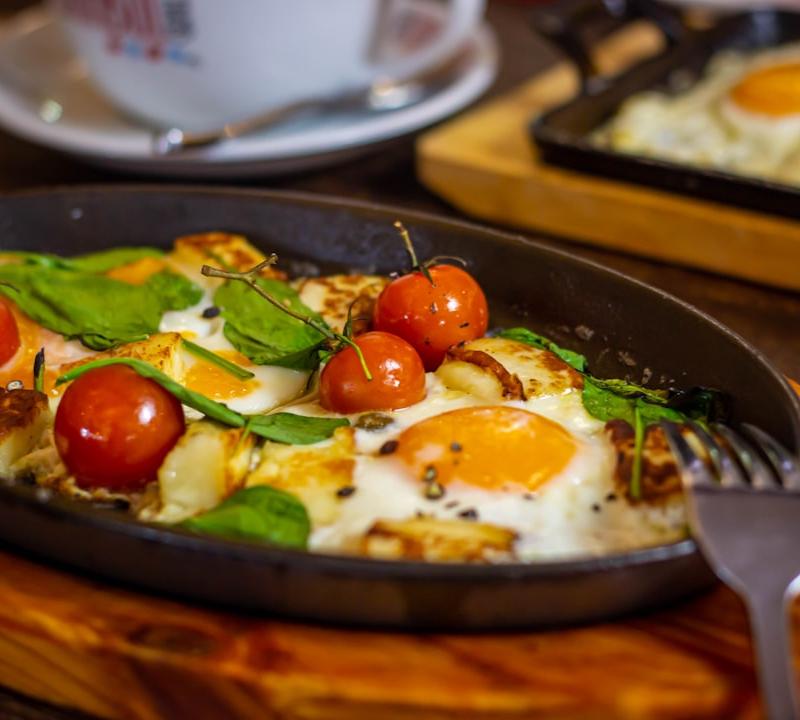 Crispy Halloumi & Egg Tomato Skillet