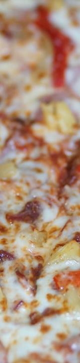 15-Min Crispy Hawaiian Pizza