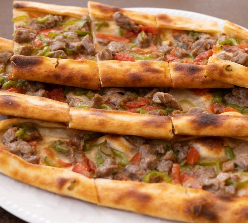 Crispy Lamb Pide