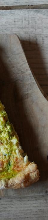 Crispy Leek & Gruyère Skillet Pie