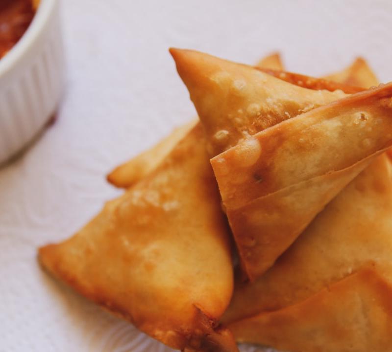 Crispy Lentil Samosa Bites