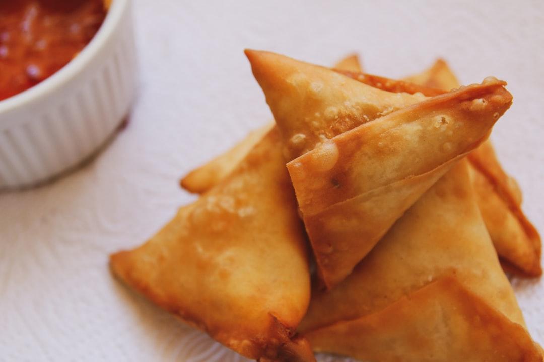 Crispy Lentil Samosa Bites