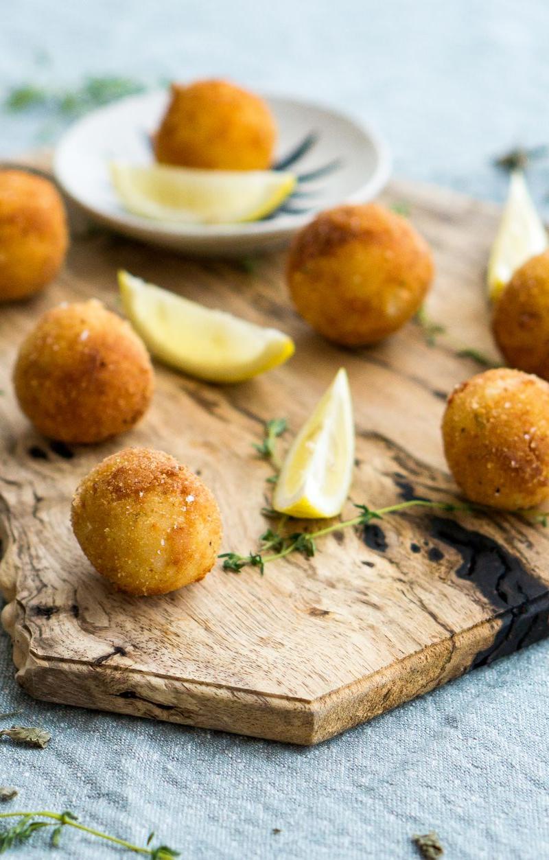 Crispy Mozzarella Supplì with Lemon