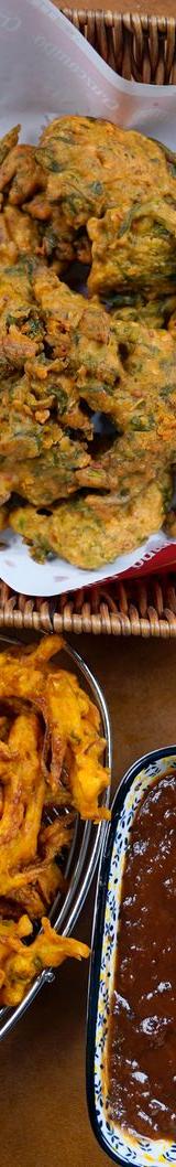 Crispy Onion Bhaji with Chutneys
