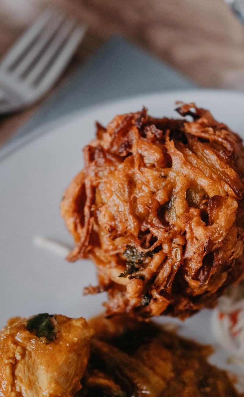 Crispy Onion Bhaji with Curry & Rice