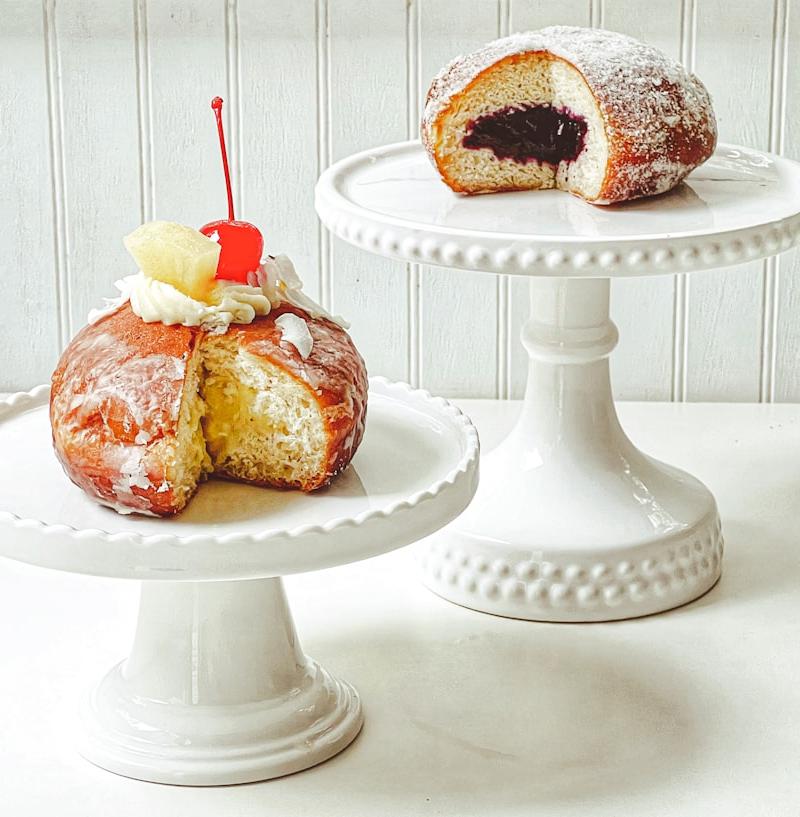 Crispy Pączki — Polish Jam Donuts