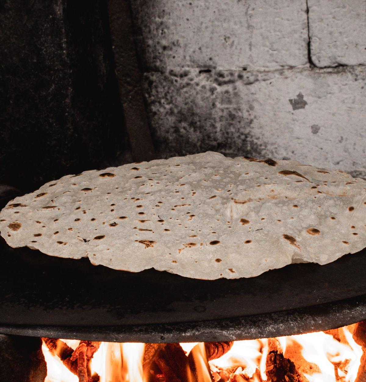 Crispy Pane Carasau with Tomato & Herbs