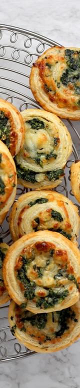 Crispy Phyllo Cups with Spinach & Feta