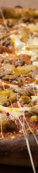 10-Minute Crispy Pineapple Ham Pizza
