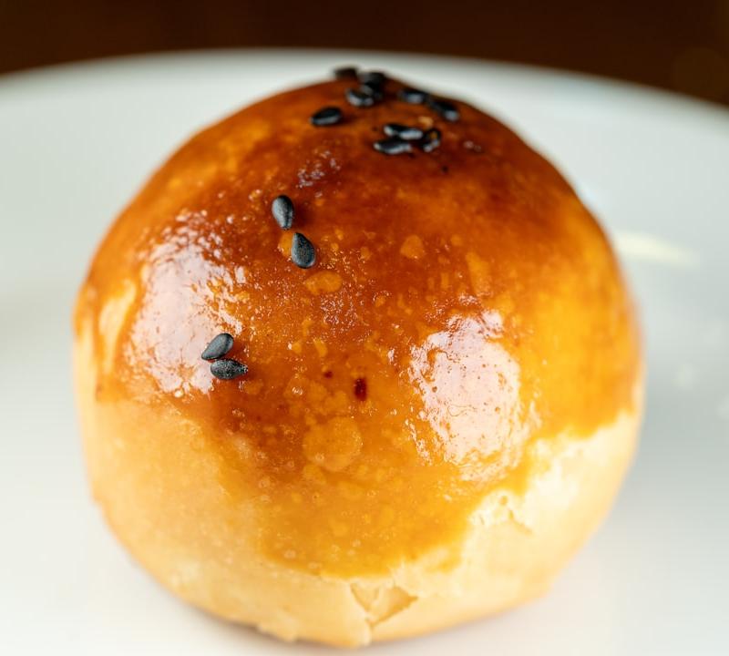 Crispy Pork Pepper Bun
