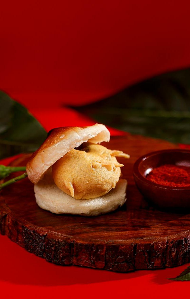 Crispy Potato Vada Pav with Garlic Chutney