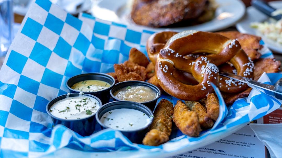 Crispy Pretzel Bites with Cheese Dip