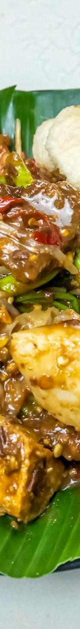 Crispy Rojak with Peanut Sauce