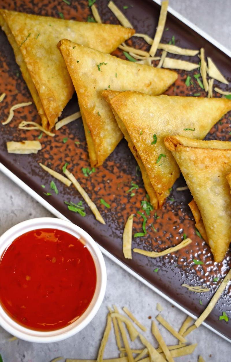 Crispy Sambusa with Sweet Chili Dip