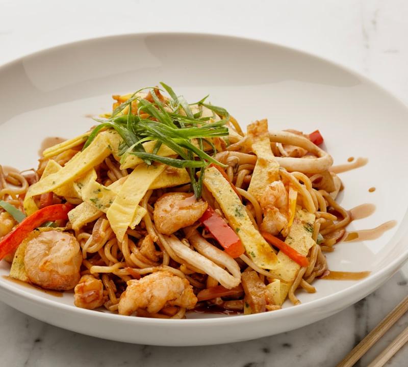 Crispy Sara Udon with Shrimp