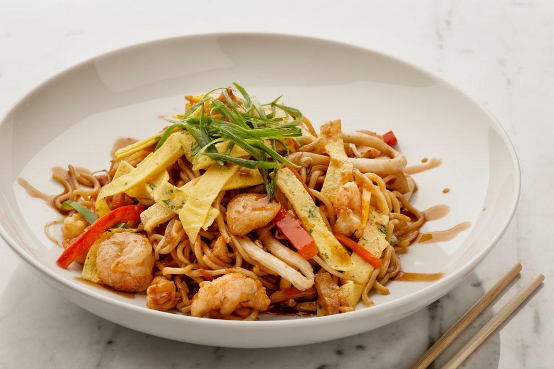 Crispy Sara Udon with Shrimp