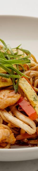 Crispy Sara Udon with Shrimp