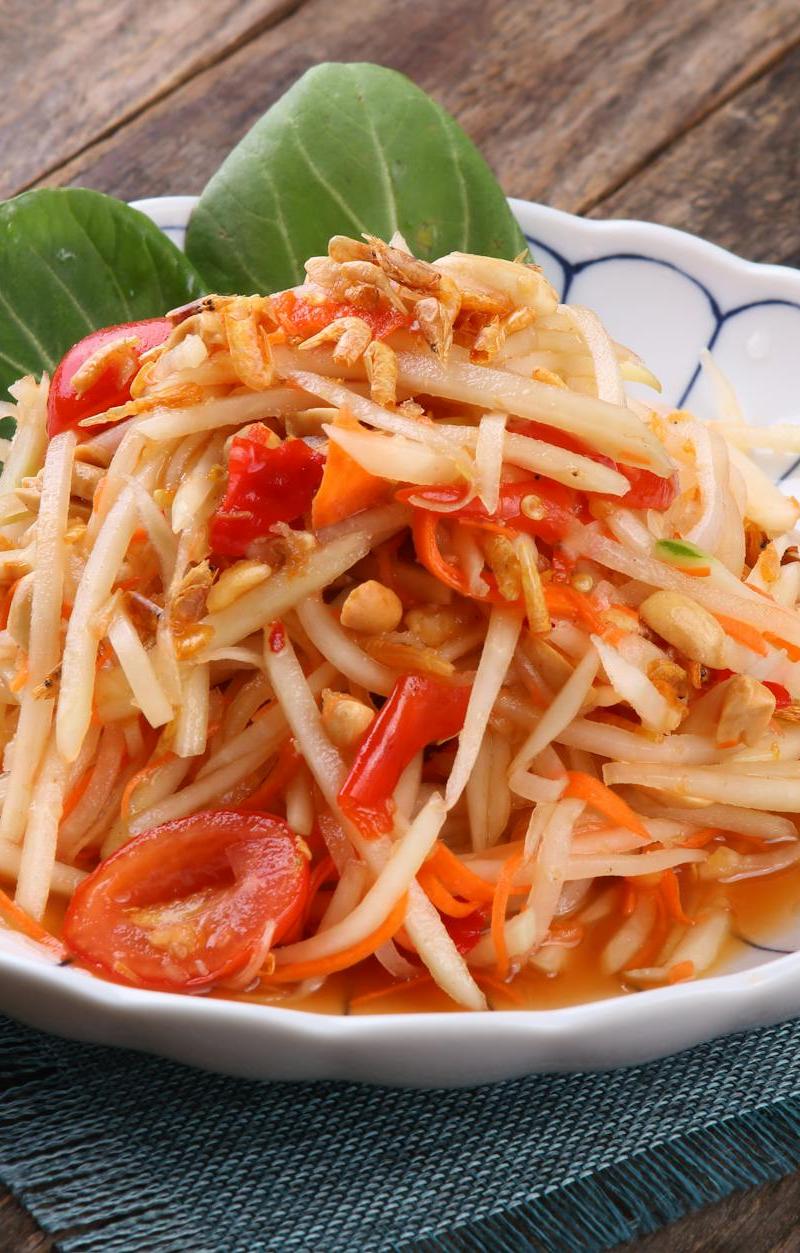 Crispy Shrimp Som Tam