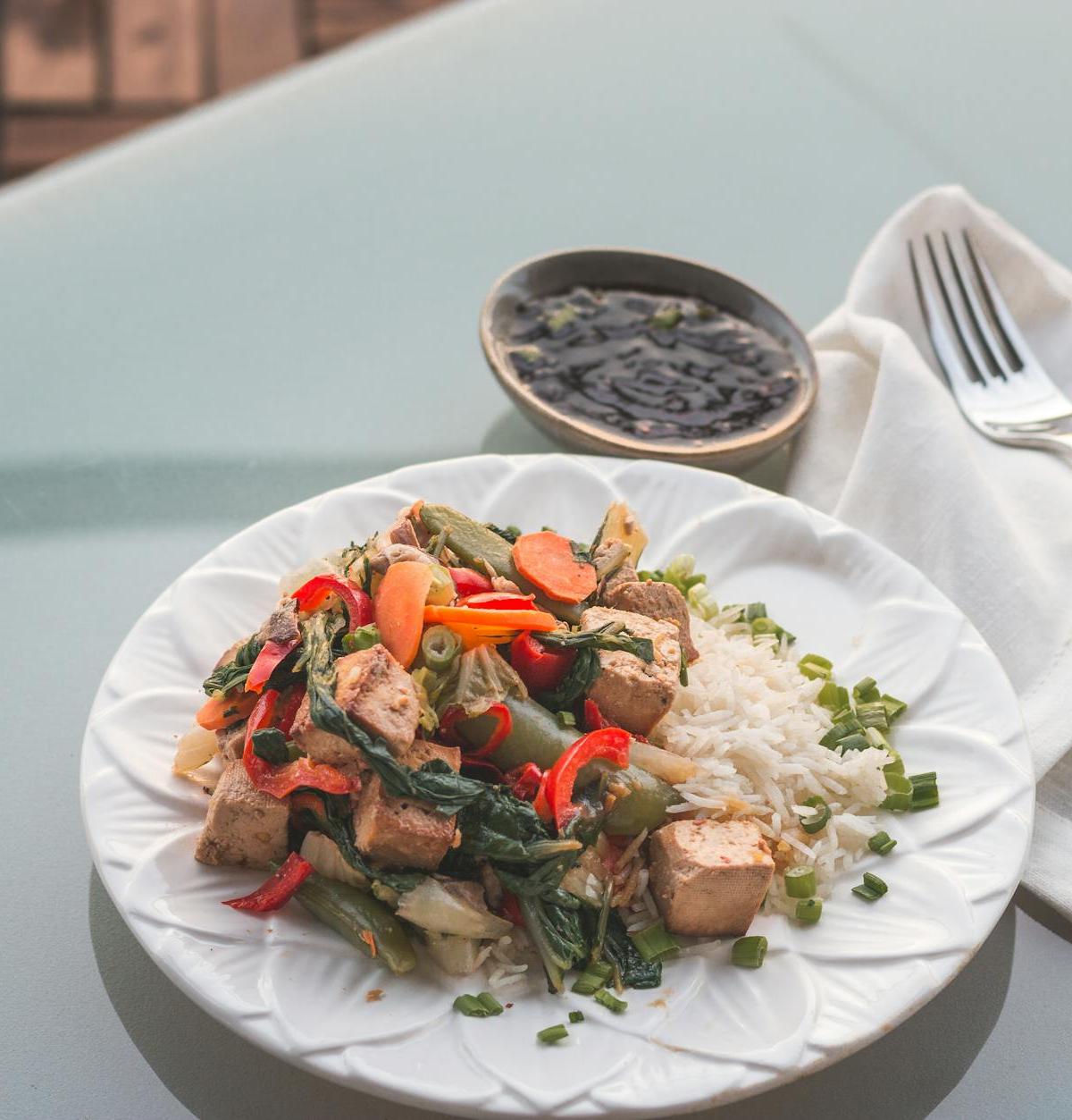 Crispy Teriyaki Tofu Rice Bowl