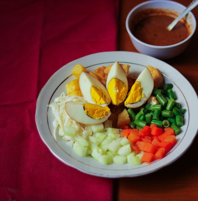 Crispy Tofu Gado Gado with Peanut Sauce