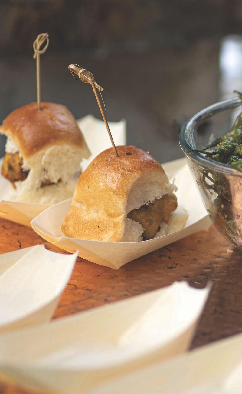 Crispy Vada Pav with Fried Chili