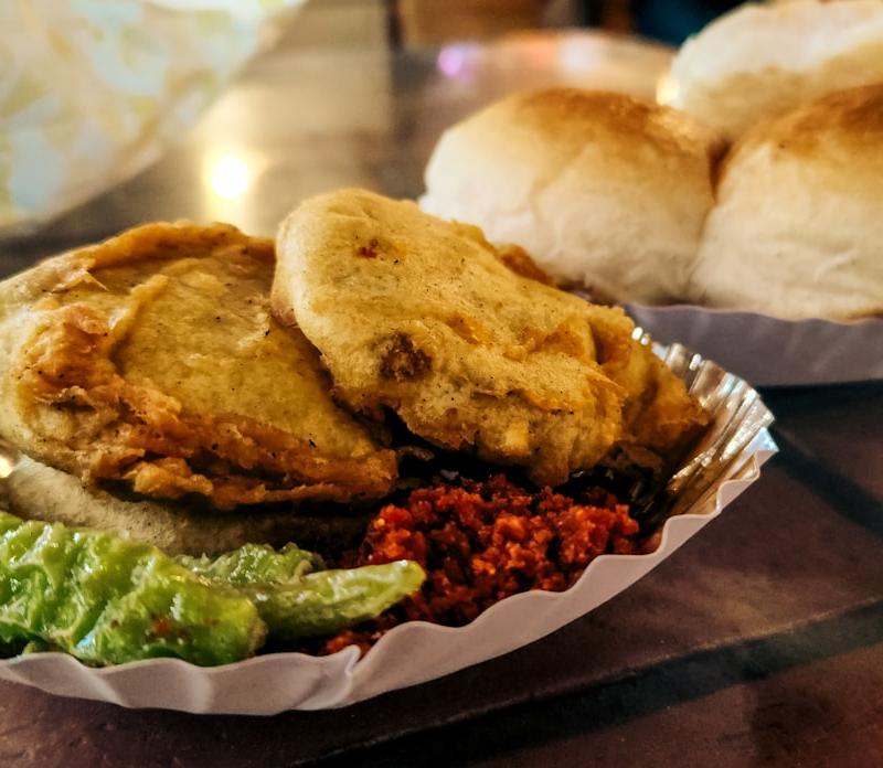 Crispy Vada Pav