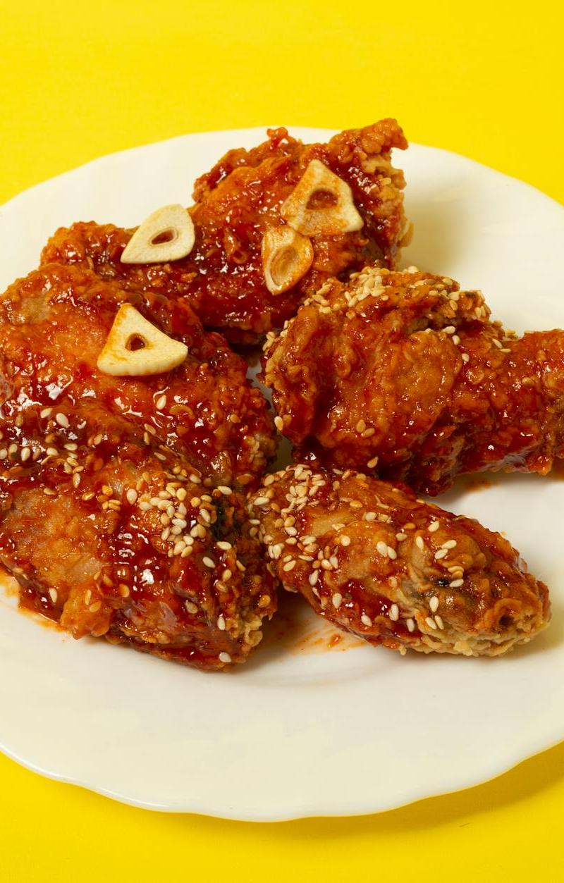 Crispy Yangnyeom Chicken Wings