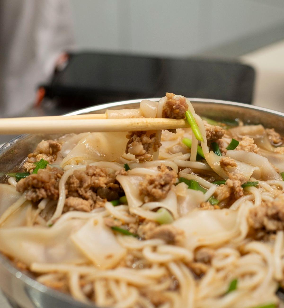 Crossing the Bridge Noodles