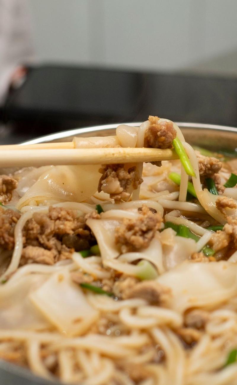 Crossing the Bridge Noodles