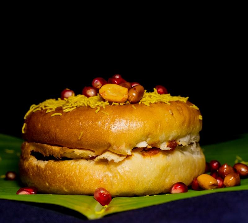 Dabeli: Spiced Potato Bread Pockets
