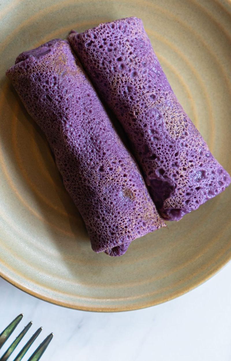 Dadar Gulung (Coconut Pancake Rolls)