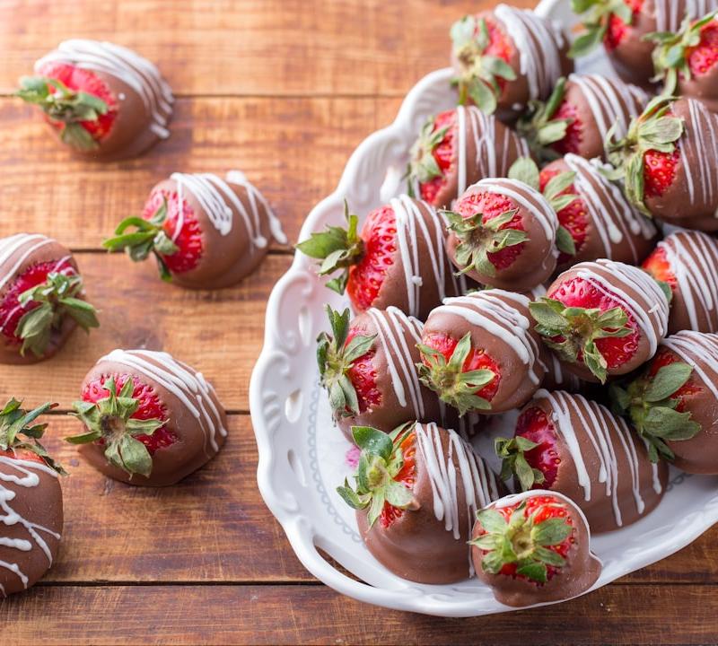 Dark Chocolate Dipped Strawberries