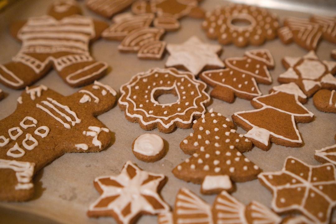 Easy Gingerbread Cookies