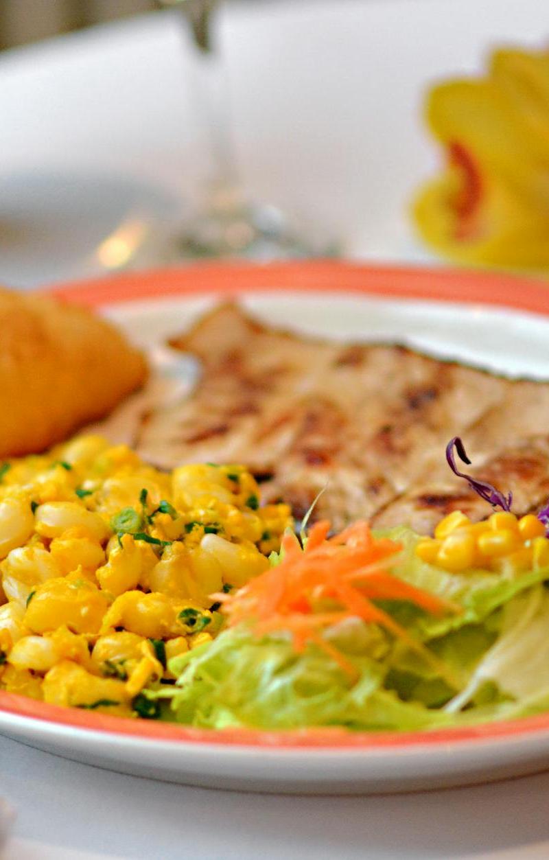 Esquites Salad with Grilled Chicken