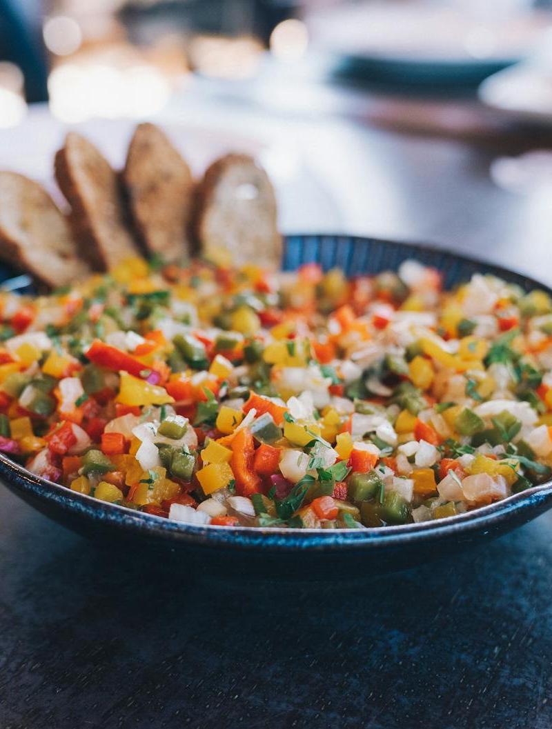 Ezme — Turkish Spicy Tomato Pepper Dip