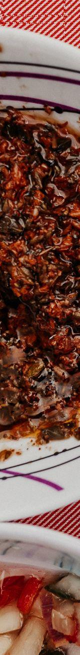Ezme: Turkish Spicy Tomato-Pepper Salsa