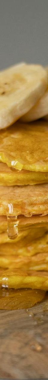 Fluffy Banana Oat Protein Pancakes