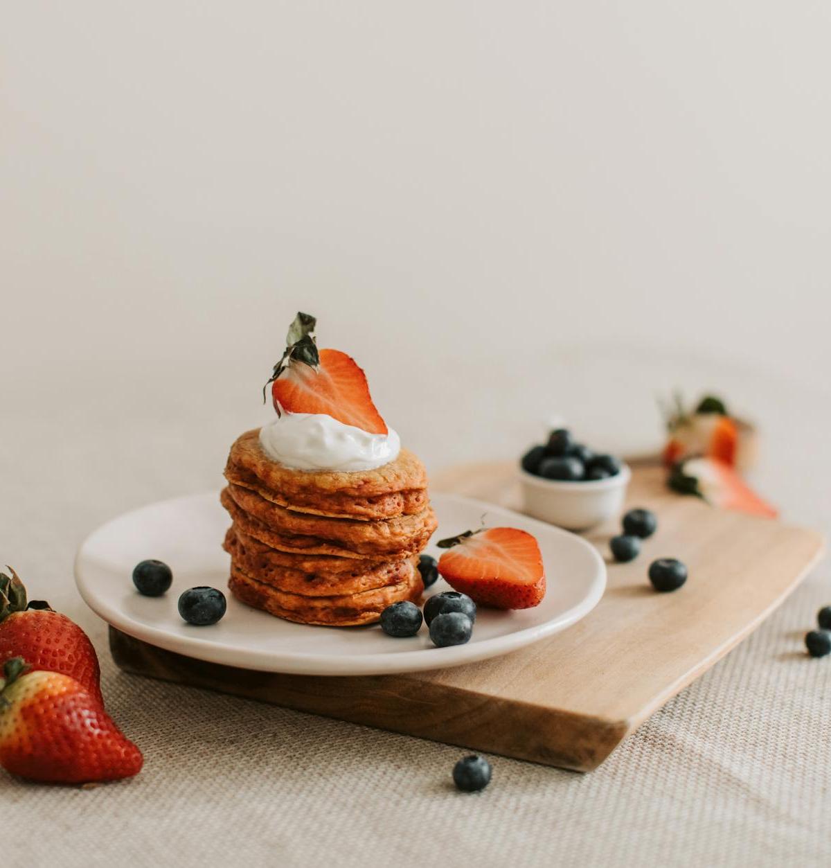 Fluffy Greek Yogurt Pancakes with Berries