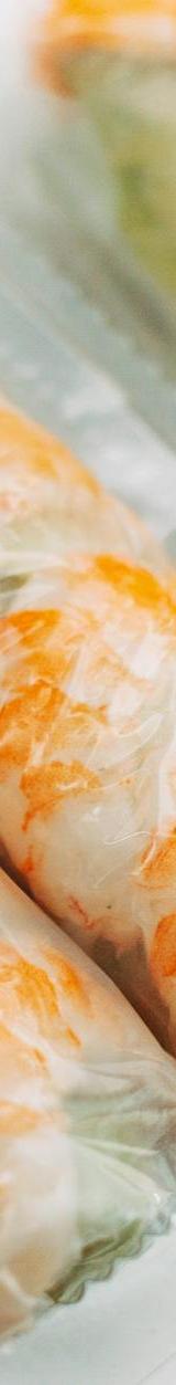 Fresh Rice Paper Rolls with Peanut Sauce