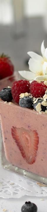 Frozen Yogurt Cups with Granola & Berries