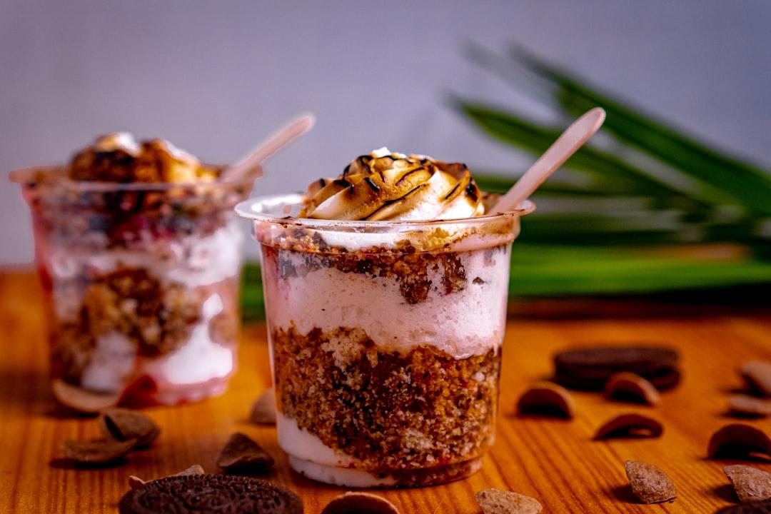 Frozen Yogurt Cups