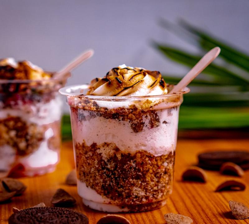 Frozen Yogurt Cups
