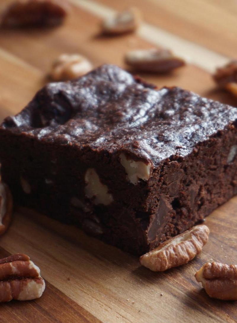 15-Minute Fudgy Brownie Bites with Pecans