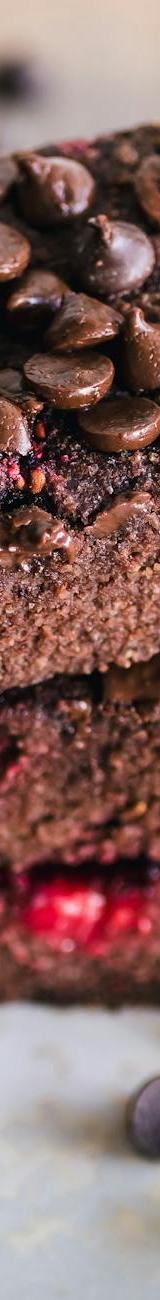 5-Min Fudgy Brownie Bites with Raspberries