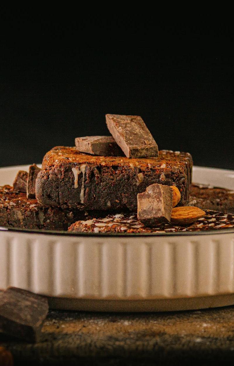 25-Min Fudgy Brownies with Almonds