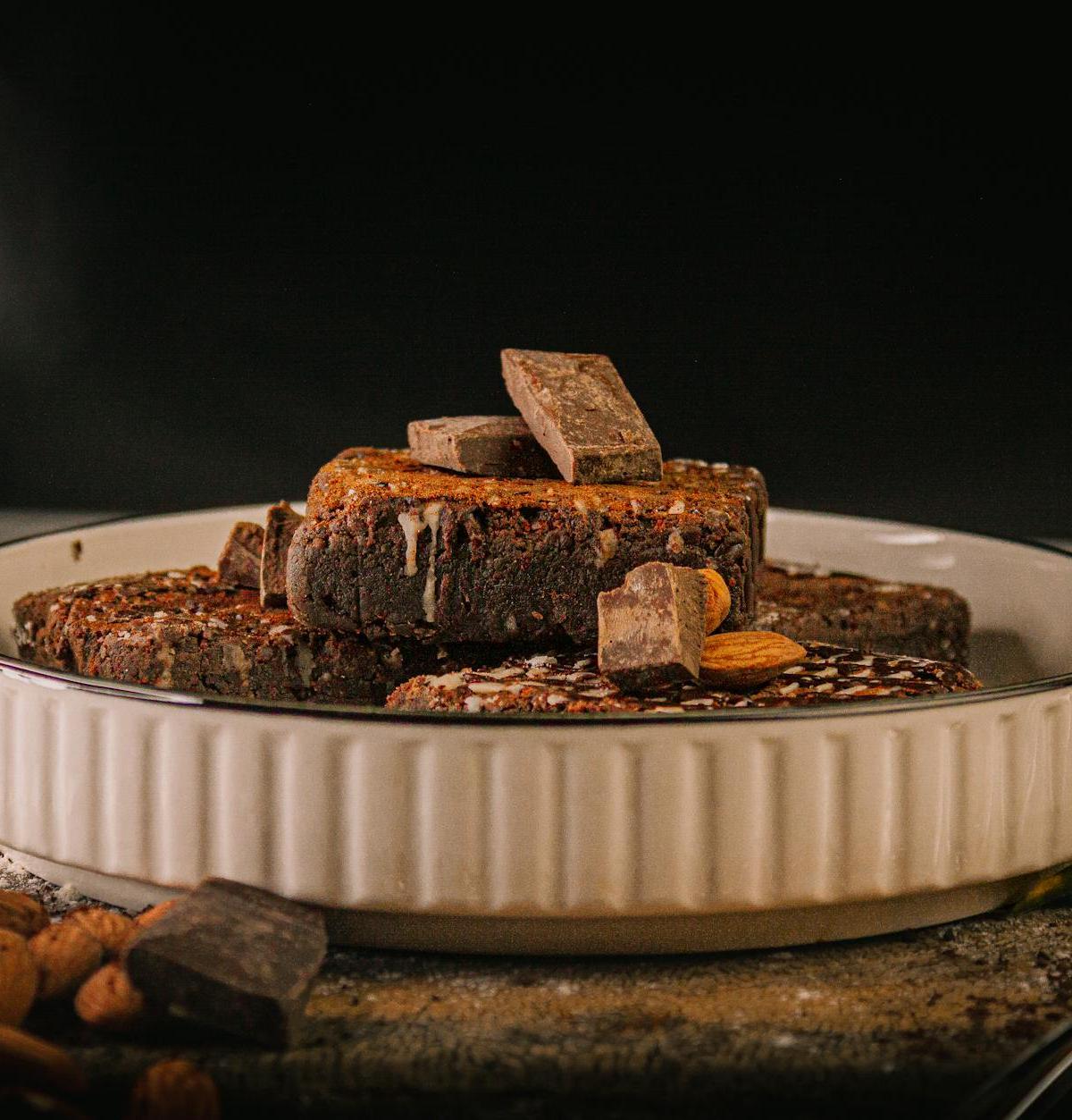 25-Min Fudgy Brownies with Almonds