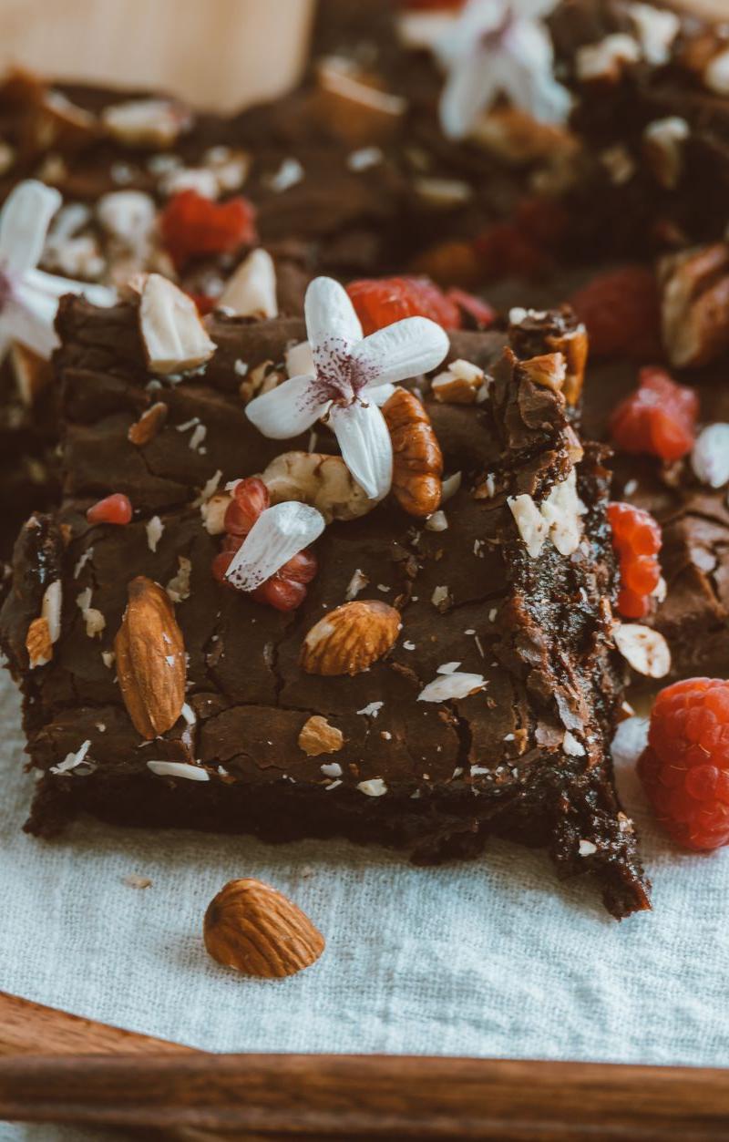 15-Min Fudgy Brownies with Berries & Almonds