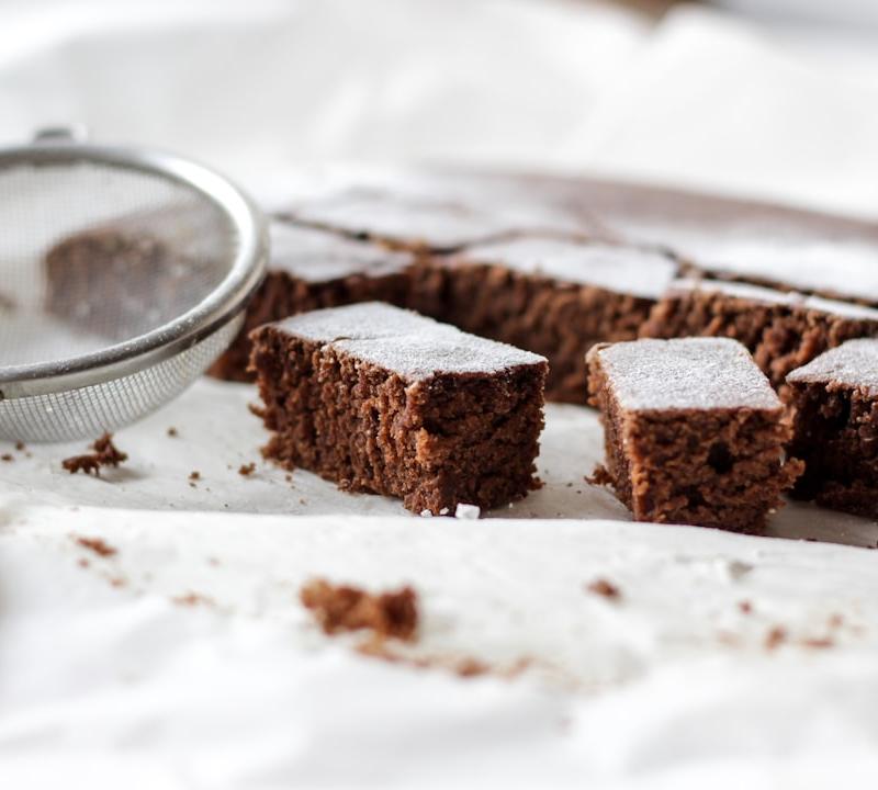 15-Min Fudgy Brownies (No Bake)