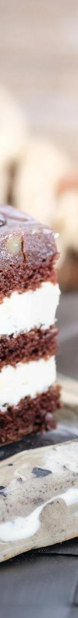 15-Minute Fudgy Chocolate Cake Jar