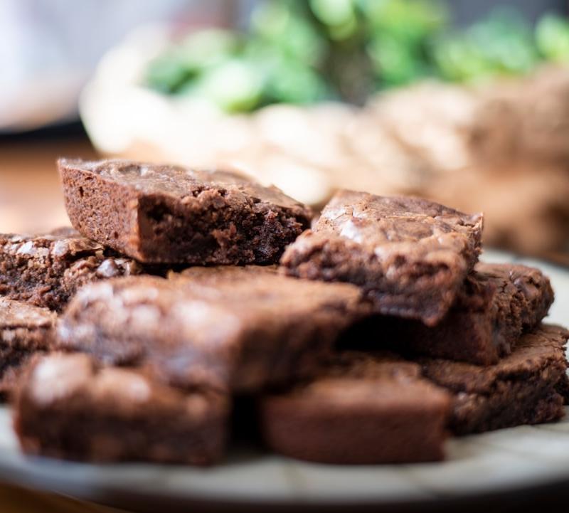 5-Min Fudgy Microwave Brownies